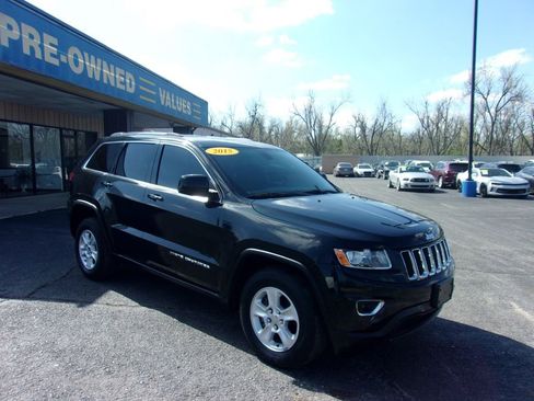 Used 2015 Jeep Grand Cherokee Laredo w/ Quick Order Package 23E image 3