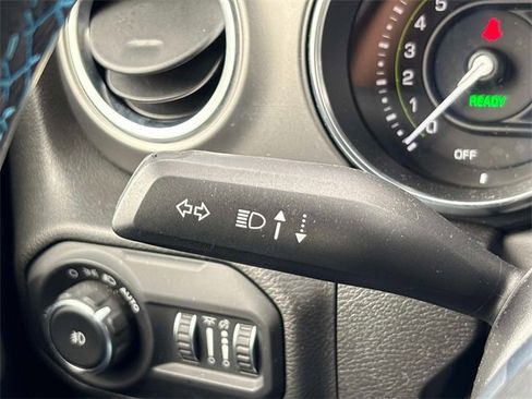 Used 2022 Jeep Wrangler Unlimited Rubicon 4xe image 29