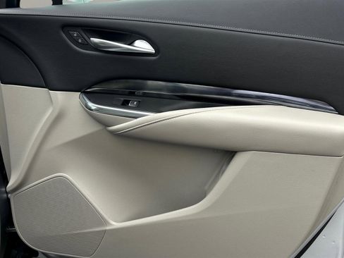 Used 2019 Cadillac XT4 Luxury image 25