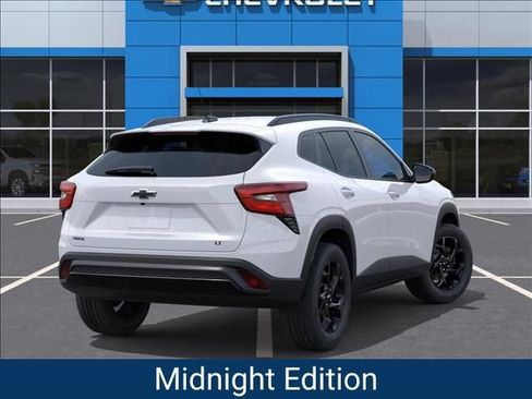 New 2026 Chevrolet Trax LT w/ Driver Confidence Package FWD image 4