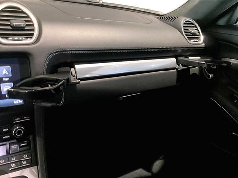 Used 2024 Porsche 718 Cayman GTS image 34