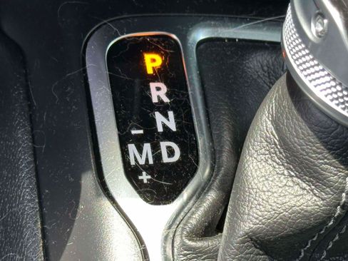 Used 2025 Jeep Wrangler Unlimited Sport AWD/4WD image 26