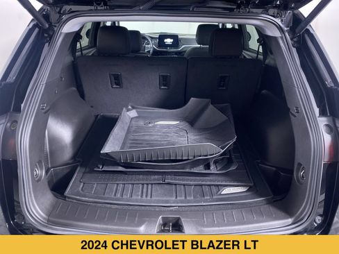 Certified 2024 Chevrolet Blazer LT w/ Convenience Package FWD image 13