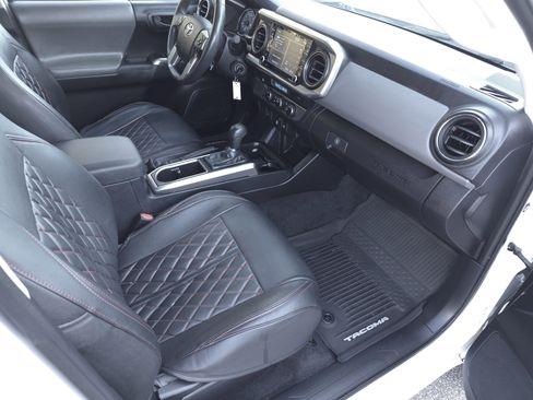 Used 2021 Toyota Tacoma SR5 image 35