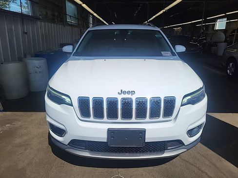 Used 2019 Jeep Cherokee Limited FWD image 2
