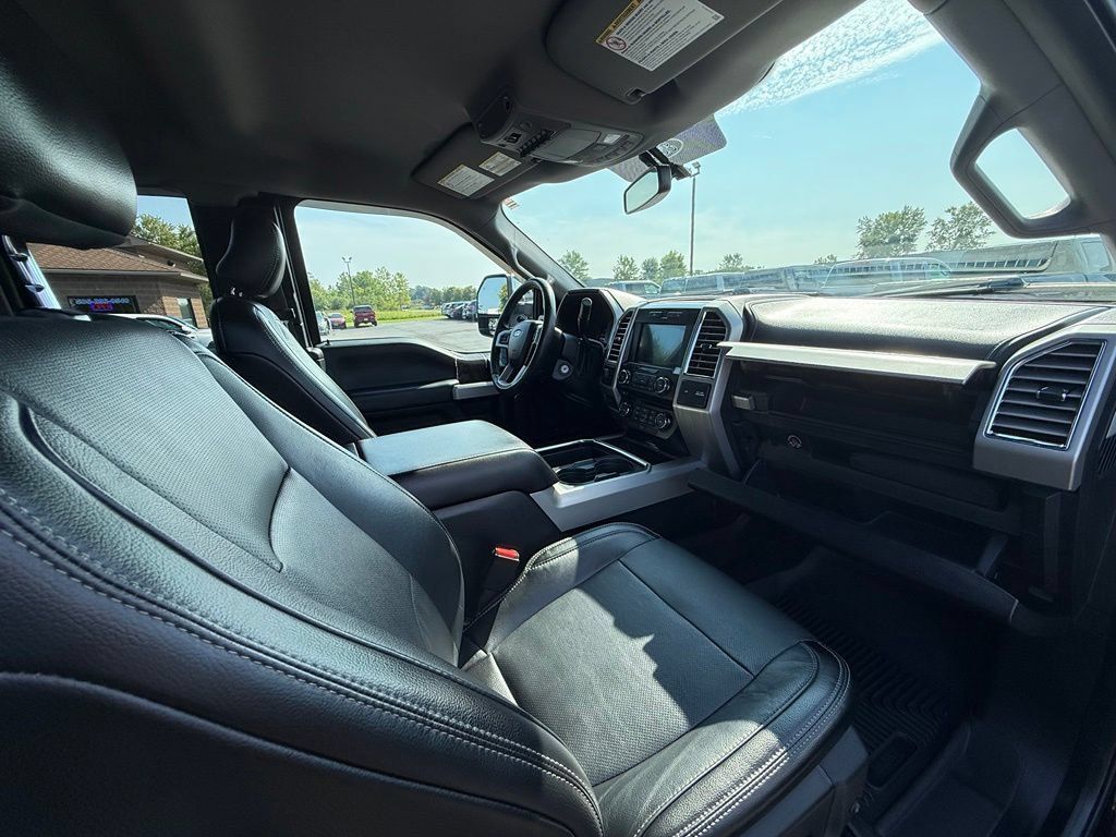Used 2017 Ford F250 Lariat w/ Chrome Package AWD/4WD image 23