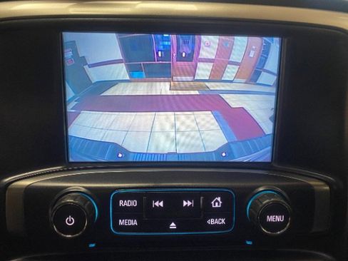 Used 2018 Chevrolet Silverado 1500 LT w/ Texas Edition image 32