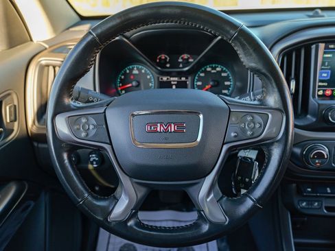 Used 2022 GMC Canyon AT4 image 38