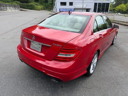 Used 2013 Mercedes-Benz C 300 4MATIC Sedan image 12
