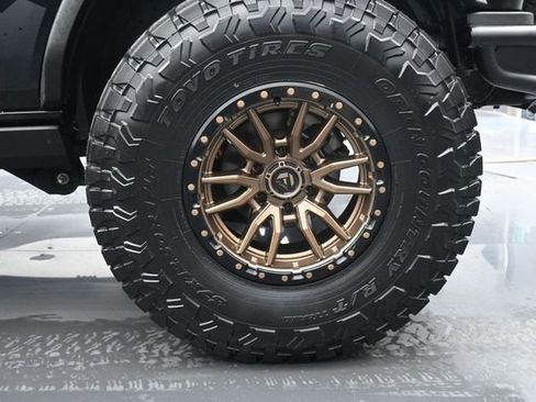 Used 2023 Ford Bronco Wildtrak AWD/4WD image 24