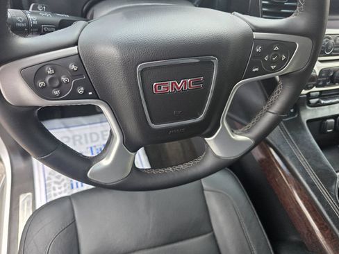 Used 2015 GMC Yukon SLT w/ Open Road Package RWD image 18
