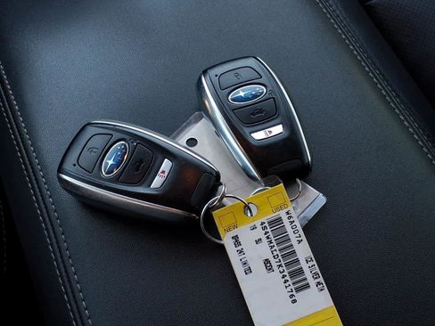 Used 2019 Subaru Ascent Limited image 35