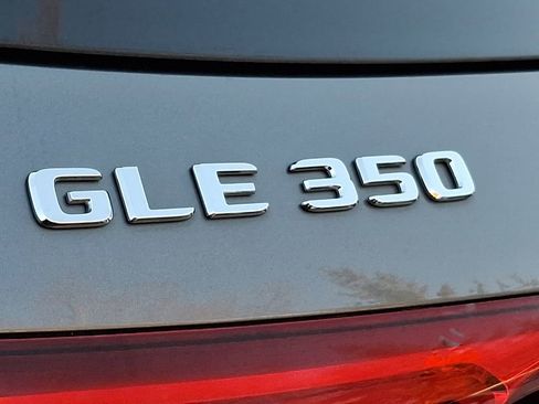 Used 2022 Mercedes-Benz GLE 350 4MATIC image 23