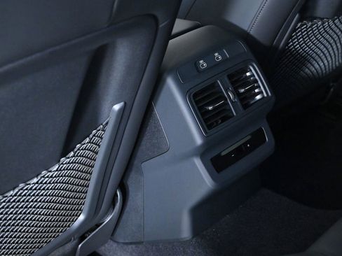 New 2025 Audi SQ5 Premium Plus image 17