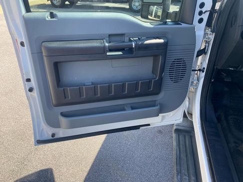 Used 2016 Ford F350 XL AWD/4WD image 9