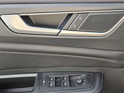 New 2026 Volkswagen Atlas Cross Sport SEL R-Line image 31