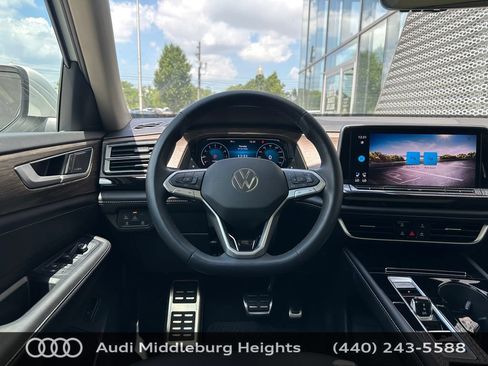 Used 2026 Volkswagen Atlas SEL Premium R-Line AWD/4WD image 22