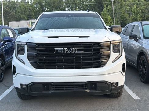 Used 2023 GMC Sierra 1500 Elevation w/ LPO, Elevation Black Package RWD image 4