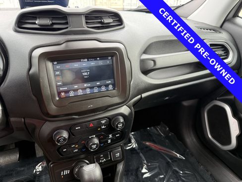 Used 2021 Jeep Renegade Latitude image 27