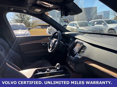Certified 2024 Volvo XC90 B5 Plus w/ Protection Package Premier image 14