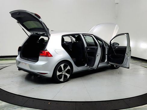 Used 2016 Volkswagen GTI S FWD image 11