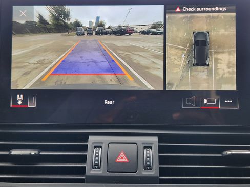 Used 2022 Audi SQ5 Premium Plus w/ Premium Plus Package image 18