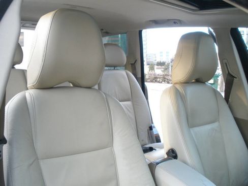 Used 2013 Volvo XC90 3.2 image 30