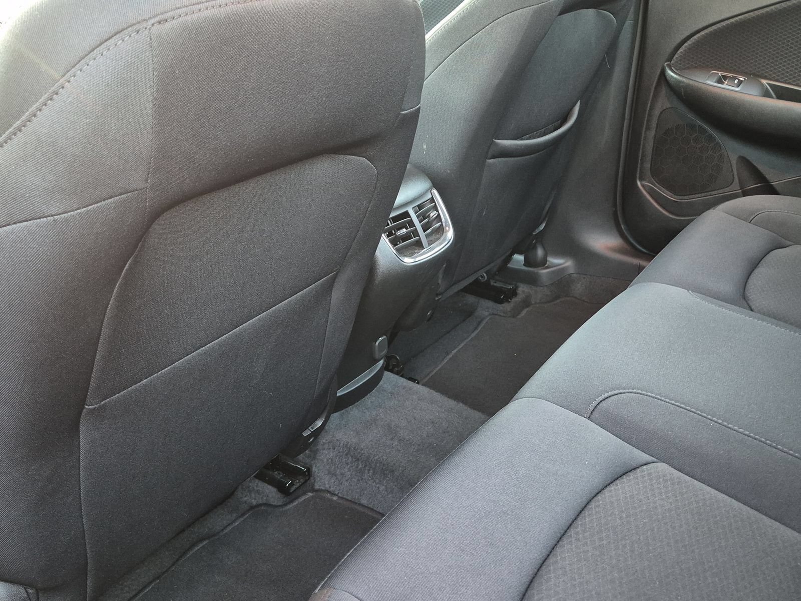 Used 2025 Chevrolet Malibu LT FWD image 18