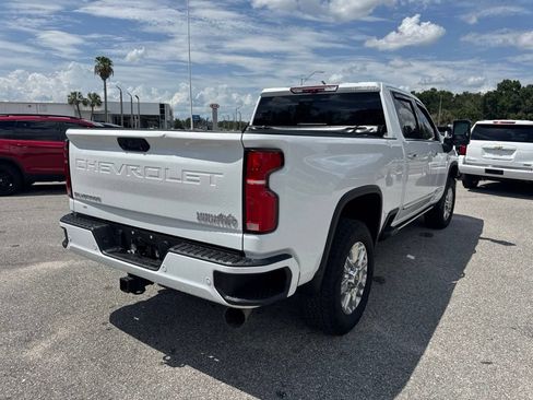 Used 2025 Chevrolet Silverado 3500 High Country w/ Technology Package AWD/4WD image 5