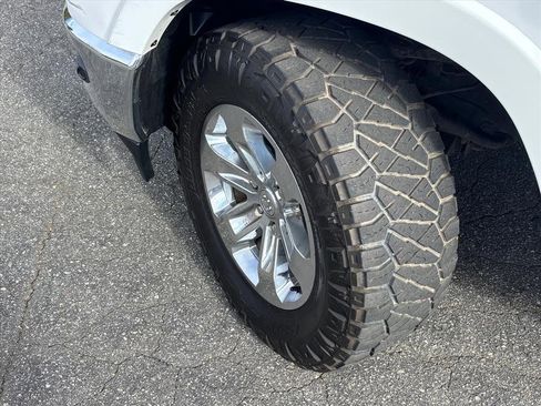 Used 2020 RAM 1500 Laramie image 27