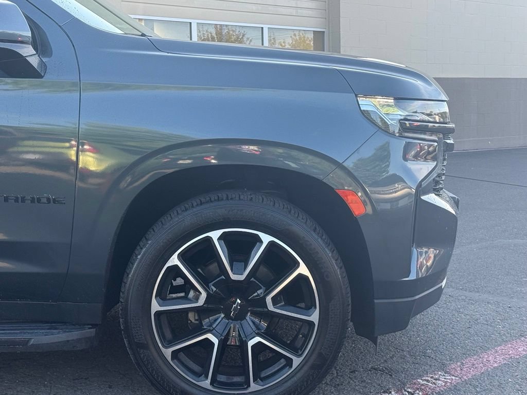 Used 2021 Chevrolet Tahoe RST w/ Rear Media and Nav Package AWD/4WD image 2