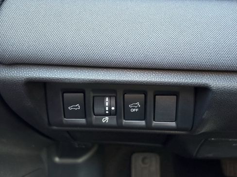 Certified 2025 Subaru Outback Premium AWD/4WD image 17