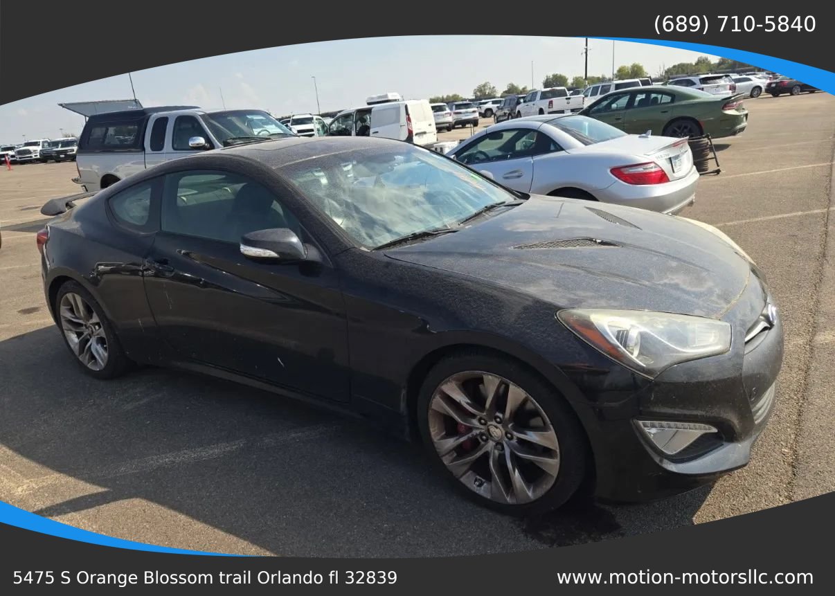 Used 2013 Hyundai Genesis 3.8 RWD image 1