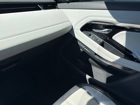 Used 2020 Land Rover Range Rover Evoque First Edition AWD/4WD image 26