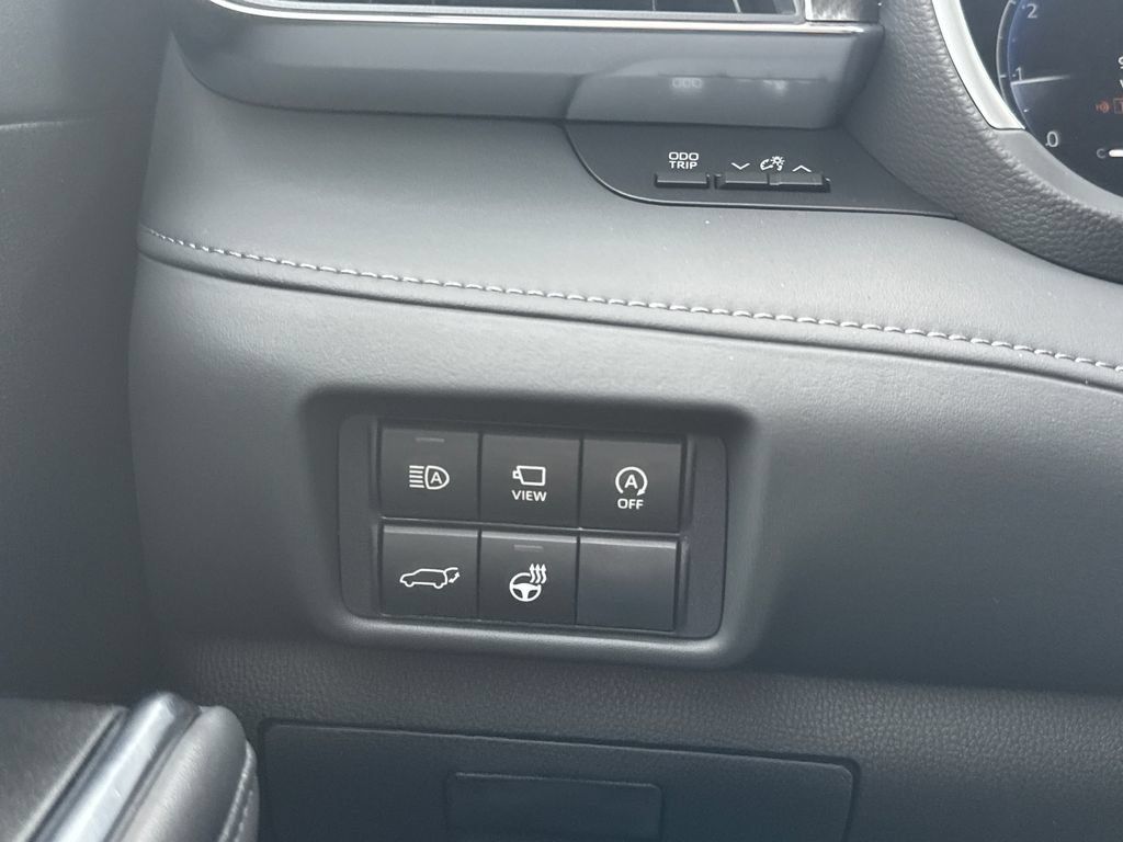 New 2026 Toyota Highlander Platinum AWD/4WD image 35
