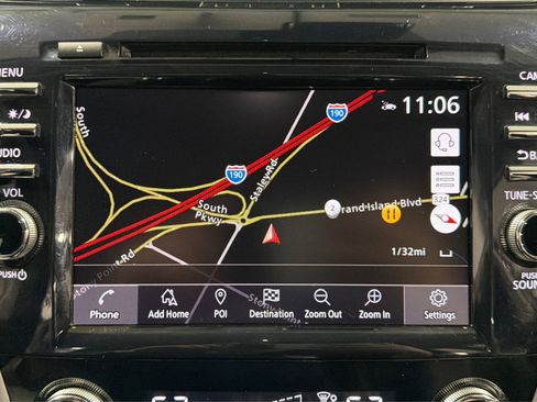 Used 2024 Nissan Murano SV image 29