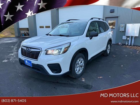 Used 2020 Subaru Forester Base AWD 4dr Crossover w/ Alloy Wheel Package image 1