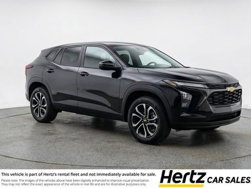 Used 2025 Chevrolet TrailBlazer LT image 1