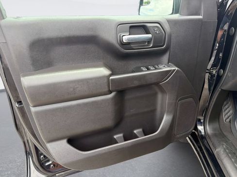 Used 2022 Chevrolet Silverado 1500 Custom RWD image 18