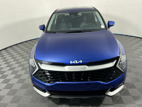 Certified 2025 Kia Sportage EX image 8