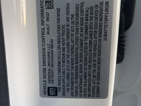 Used 2023 Chevrolet Silverado 3500 LT w/ Convenience Package image 32