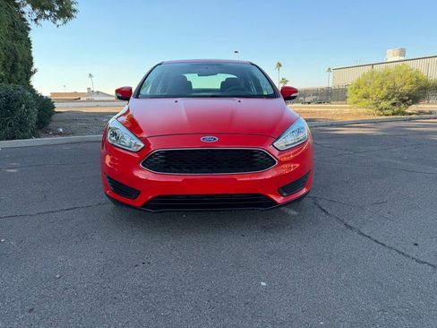 Used 2016 Ford Focus SE image 3