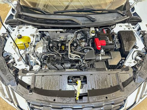 Used 2021 Nissan Rogue SV AWD/4WD image 43