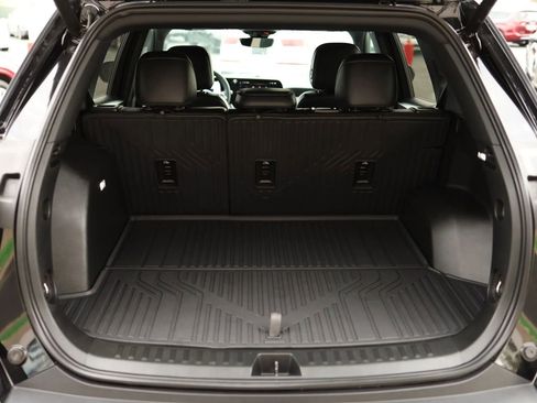 Used 2026 Chevrolet Equinox LT w/ Convenience Package II image 41