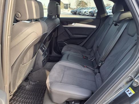 Used 2023 Audi Q5 e Premium Plus w/ Premium Plus Package image 26