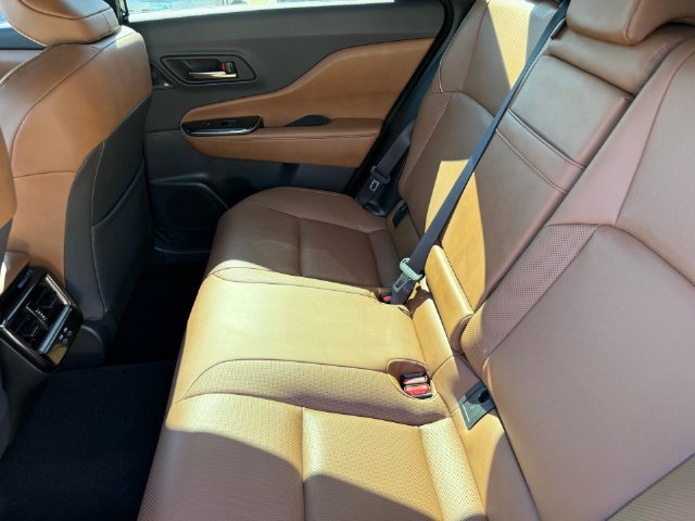 Used 2025 Toyota Crown Signia w/ Advanced Technology Package AWD/4WD image 23