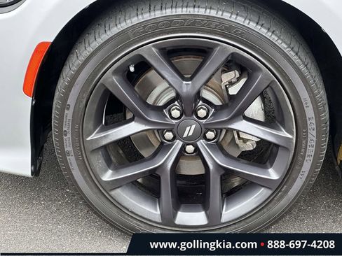 Used 2022 Dodge Charger R/T w/ Blacktop Package RWD image 7