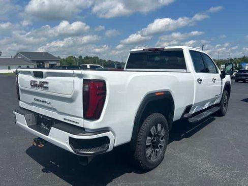 Used 2024 GMC Sierra 2500 Denali w/ Technology Package AWD/4WD image 3