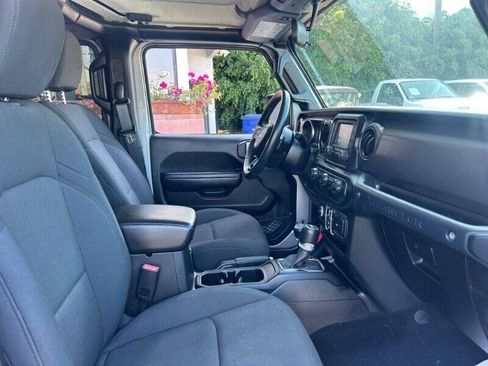 Used 2019 Jeep Wrangler Unlimited Sport S AWD/4WD image 8