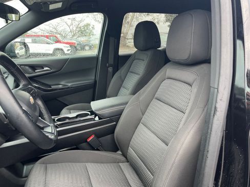 Used 2025 Chevrolet Equinox LT image 27